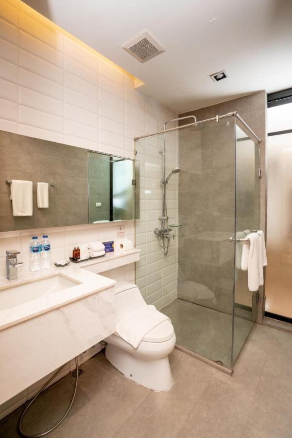 Junior Suite King bed ground floor no window & Balcony