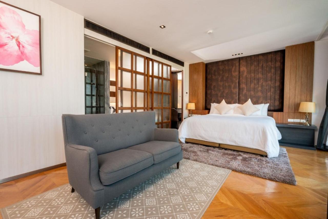 Sanae Signature Suite