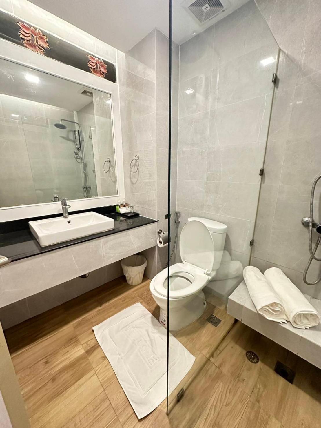 Deluxe Boutique Room,1765196414:JPEG