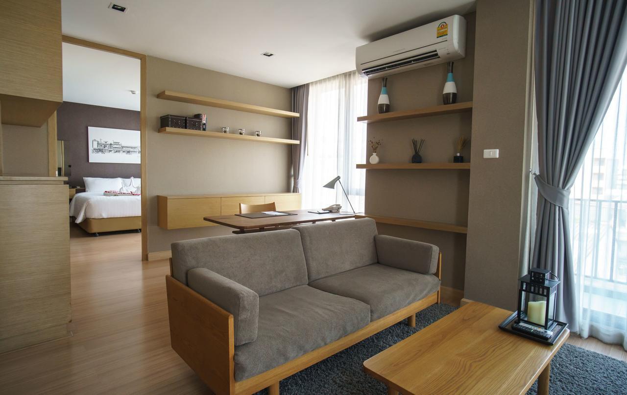 Executive Suite King bed